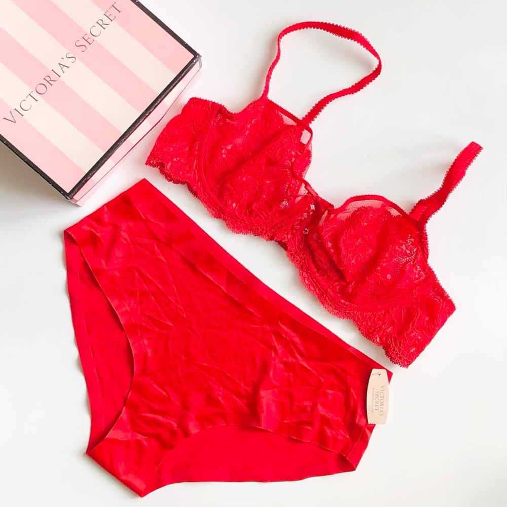 36B MEDIUM Victoria’s Secret red bra set